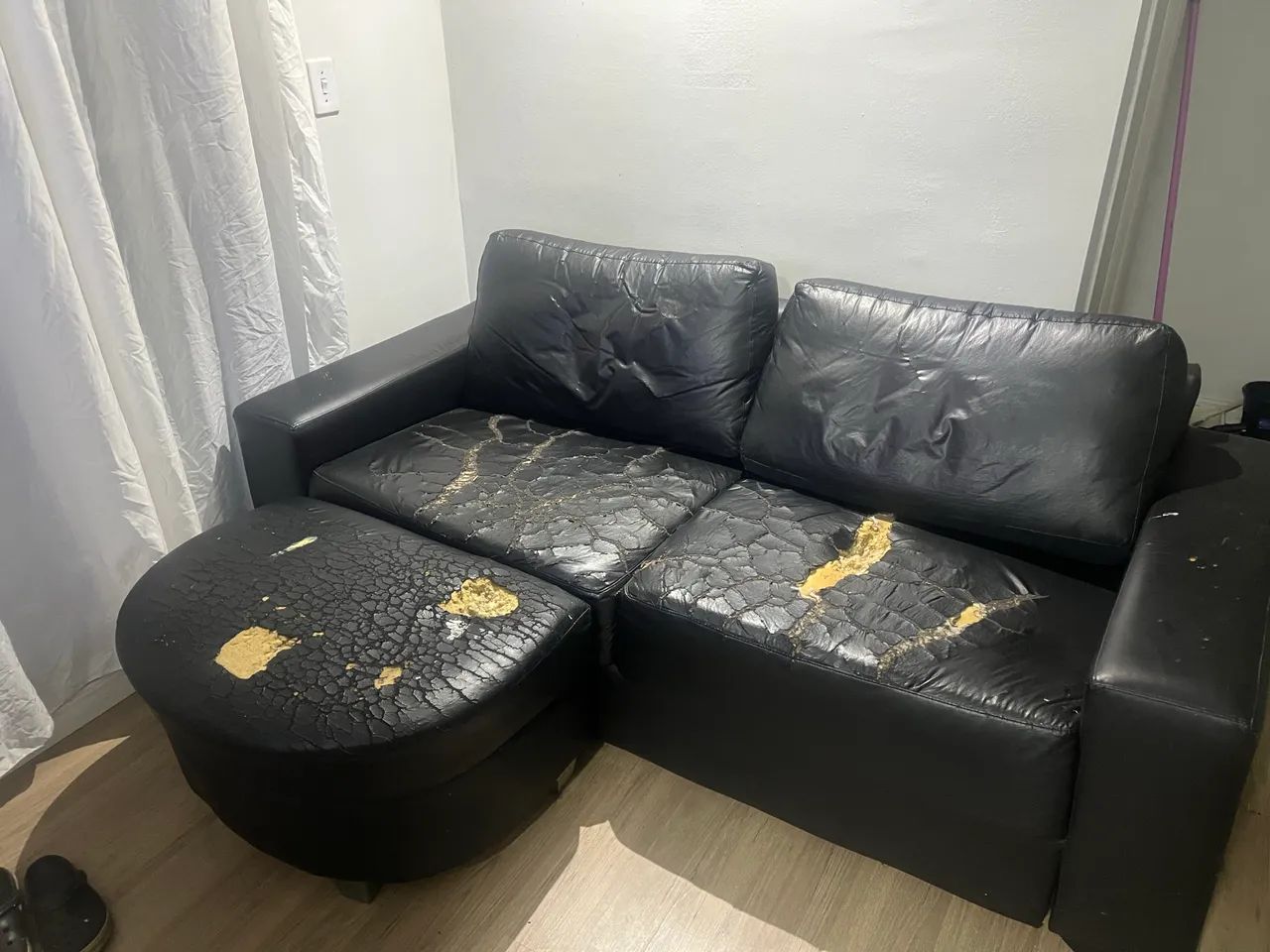 SOFÁ EM L GRANDE + PUF| ÓTIMO PARA REFORMA| R$ 250 - Foto 4