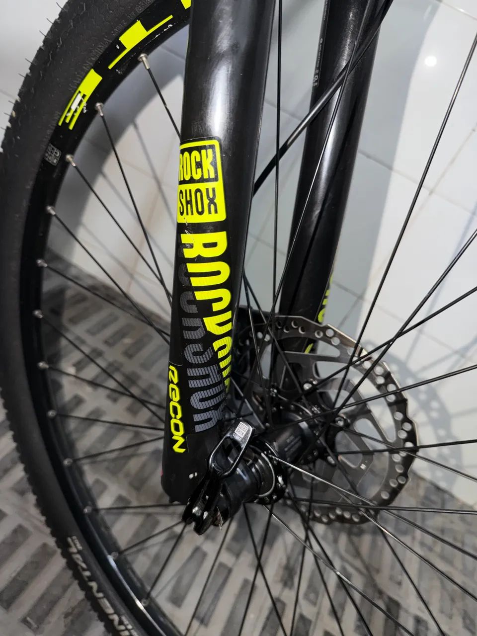 ABAIXOU!! Caloi Elite Carbon Sport - COM UPGRADES - NÃO ACEITO TROCAS - Foto 4