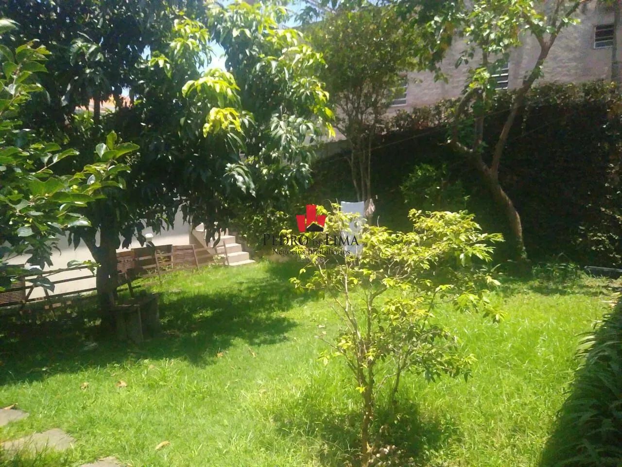 Casa térrea no Parque Boturussu com 5 quartos, um deles suíte e 4 vagas - Foto 3
