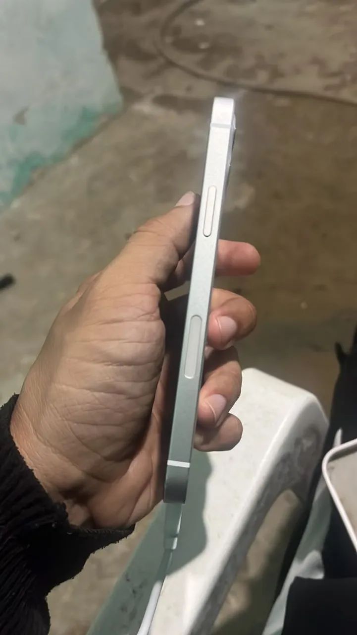 Vendo iPhone 12 - Foto 2