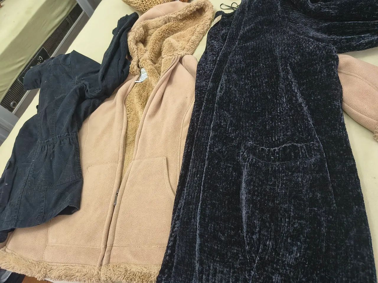 Lote de roupas  - Foto 3