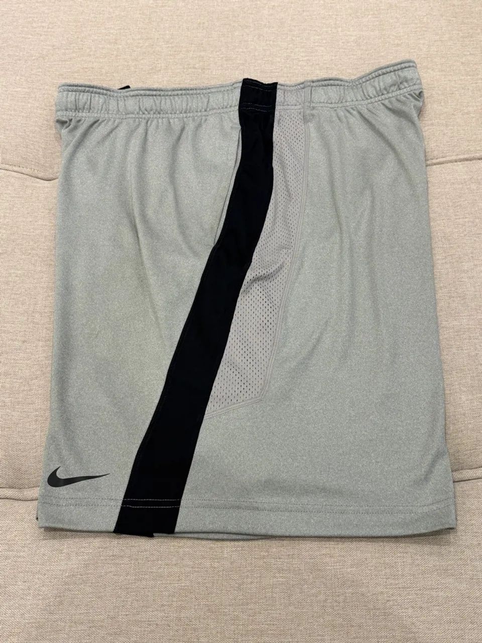 Bermuda Nike Dri Fit original tam G - Foto 3