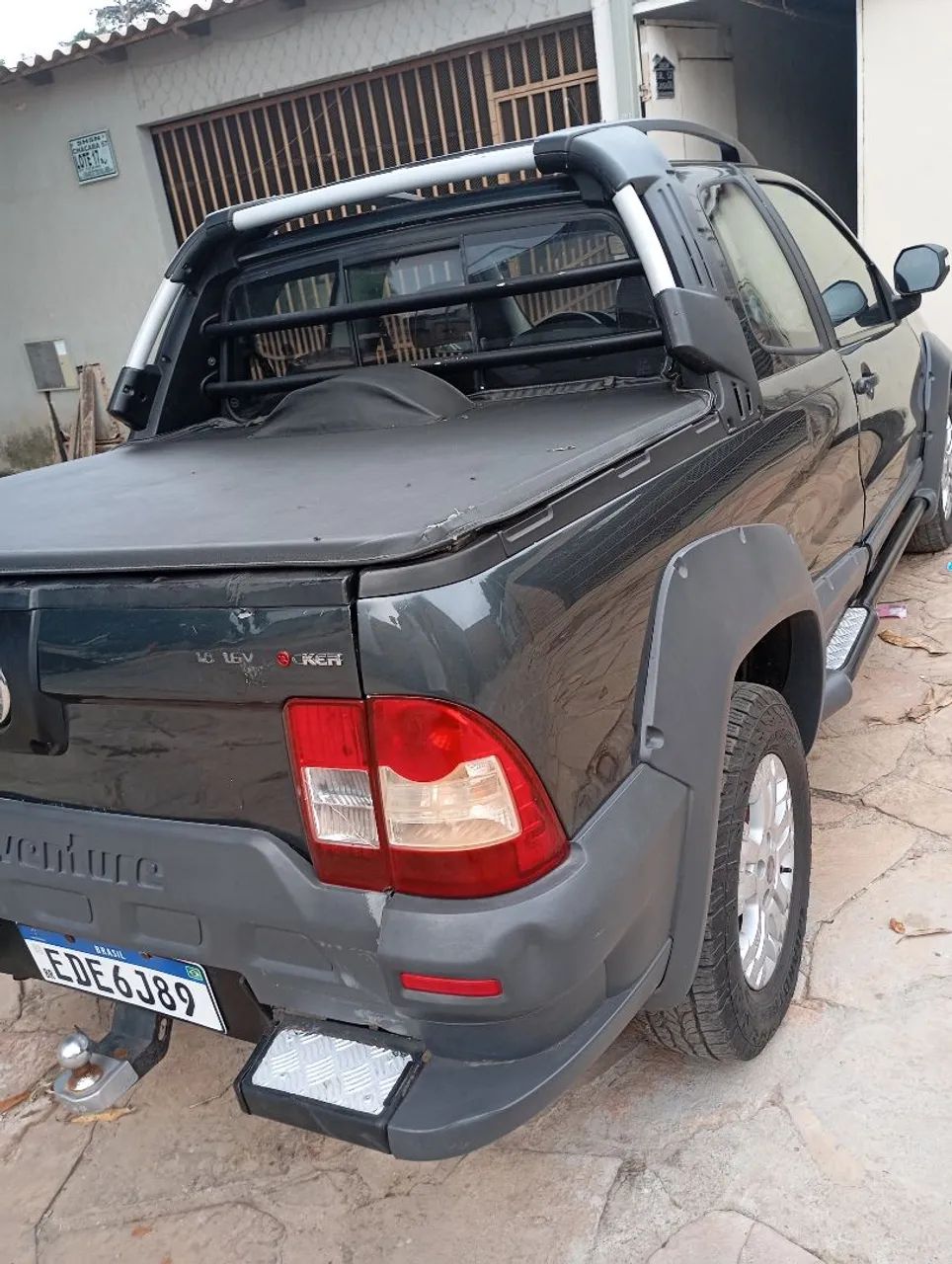 Fiat Strada Adv.1.8 16V Dualogic Flex CD 2012 - Foto 3