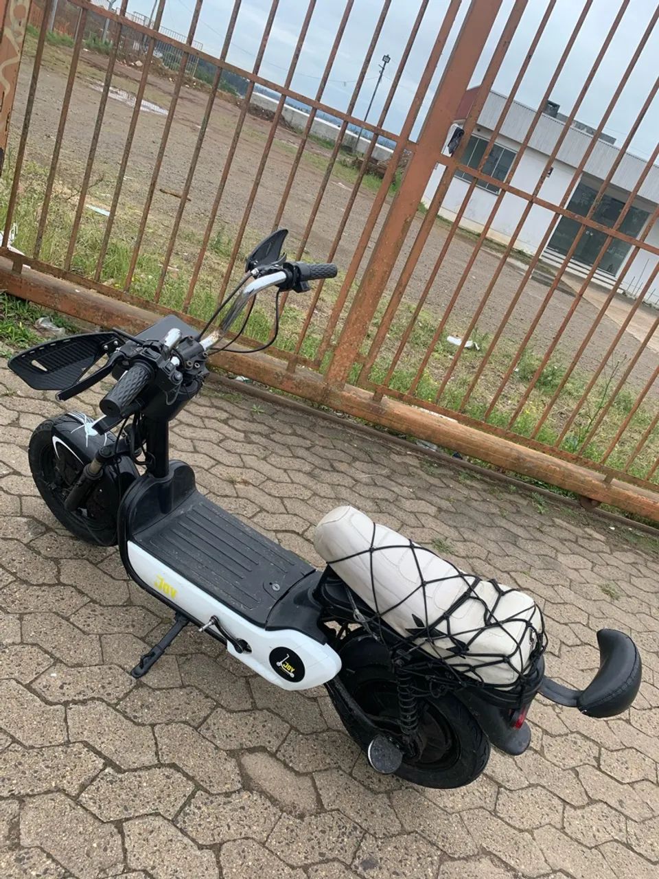 Vendo scooter elétrica 1.000w funcionando perfeitamente - Foto 2
