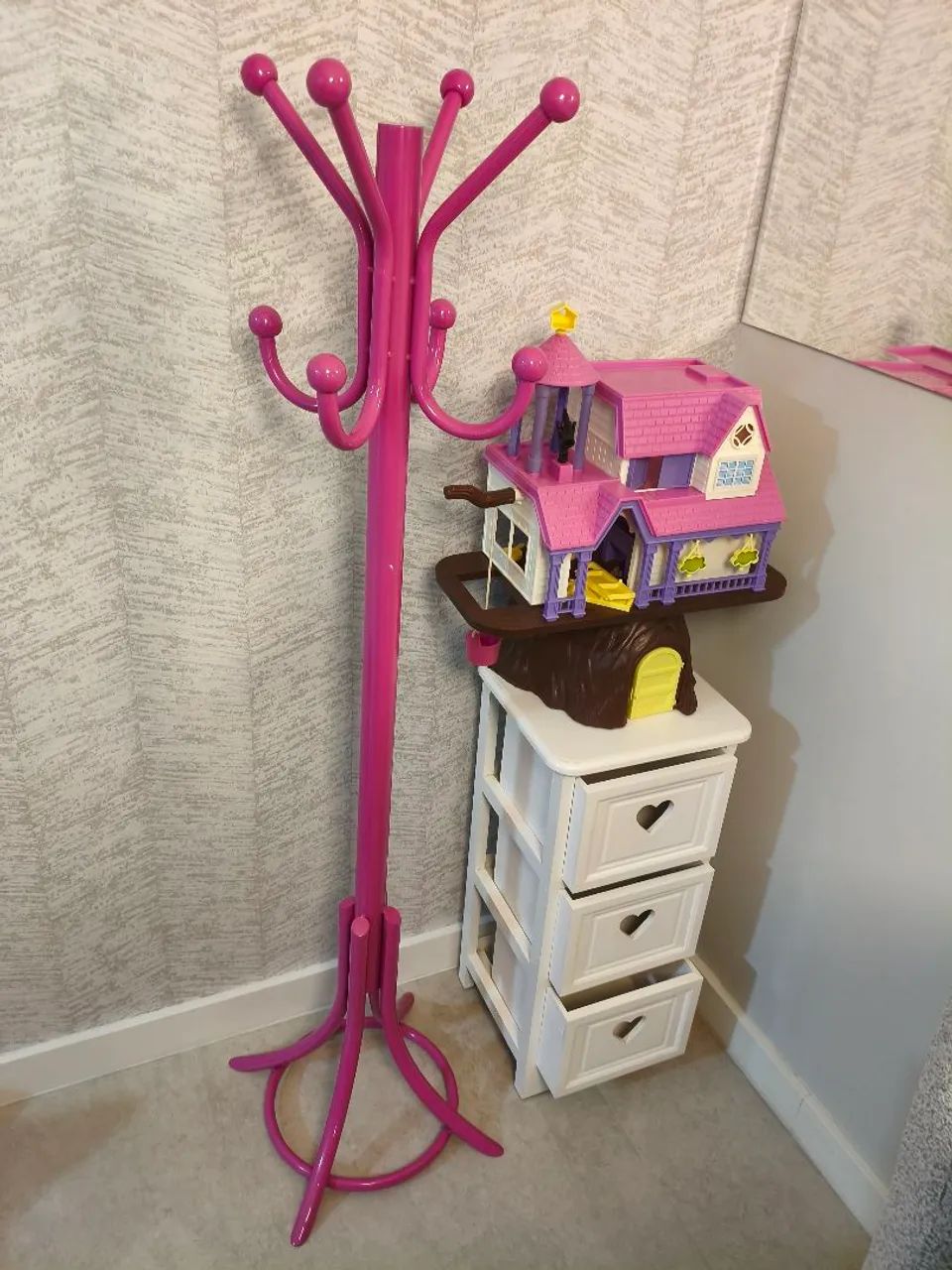 Kit quarto infantil, gavetinhas, casa boneca, cabideiro - Foto 4