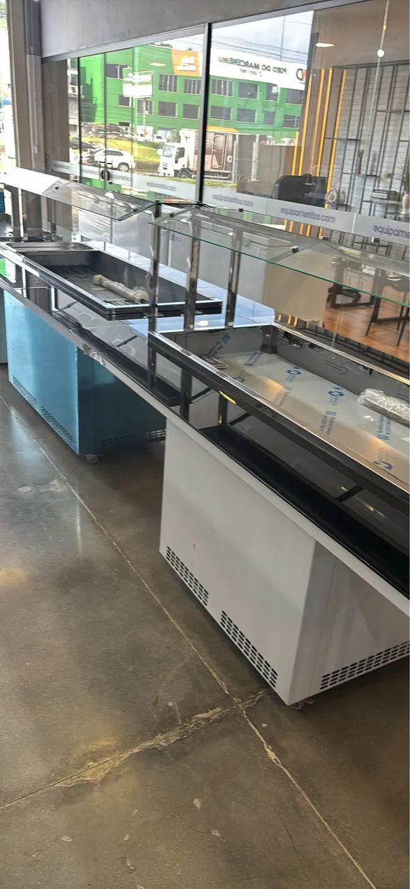 Buffet quente 10 gns 