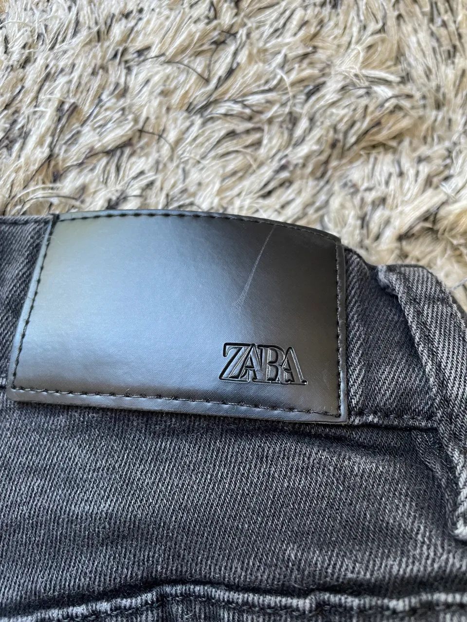 Calça jeans Zara preta  - Foto 5