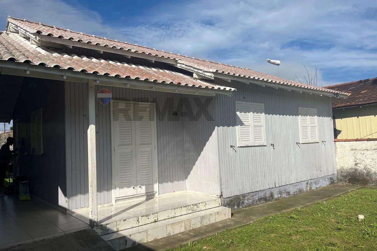 Descubra Sua Casa dos Sonhos em Tubarão! - Foto 3