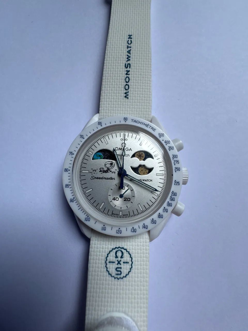 Omega Swatch Mission to The Moonphase Snoopy Branco - Foto 4