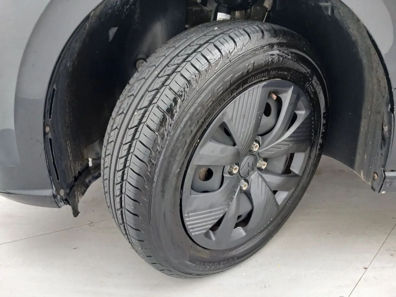 Volkswagen Polo Track 1.0 Flex 12V 5p, foto 11 de 18