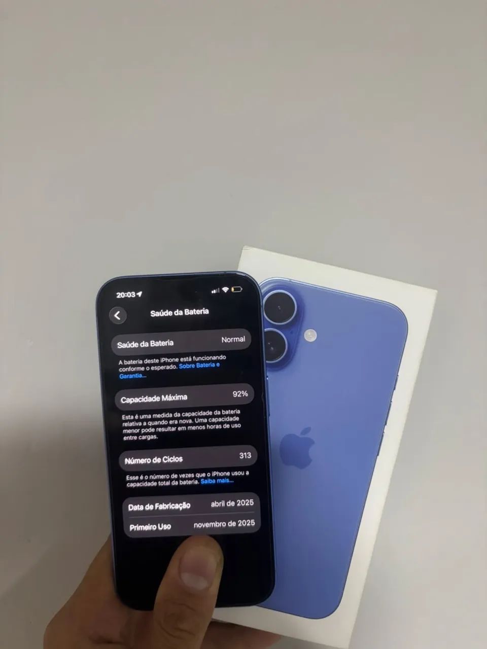 iPhone 16 azul - Foto 4