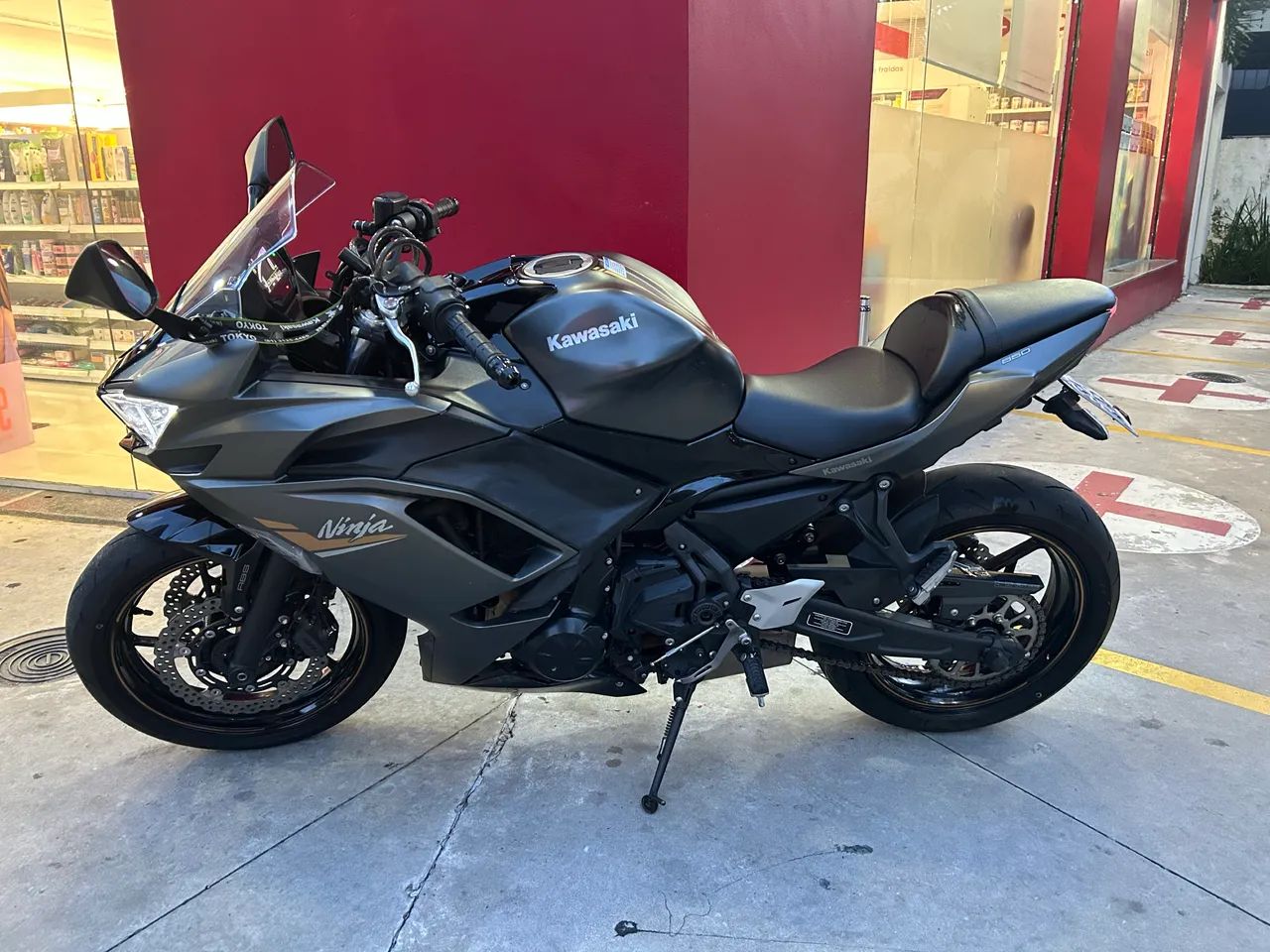 Kavasaki Ninja 650  - Foto 2