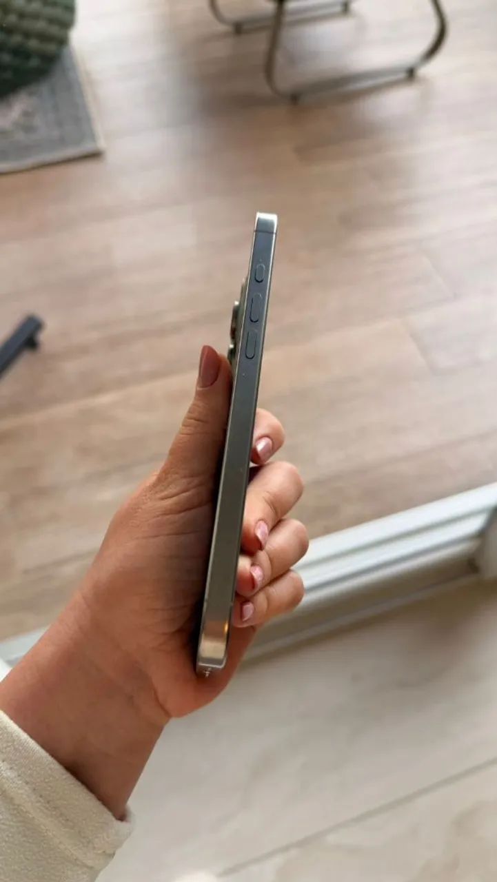 Iphone 16 pro max BARBADA  - Foto 4