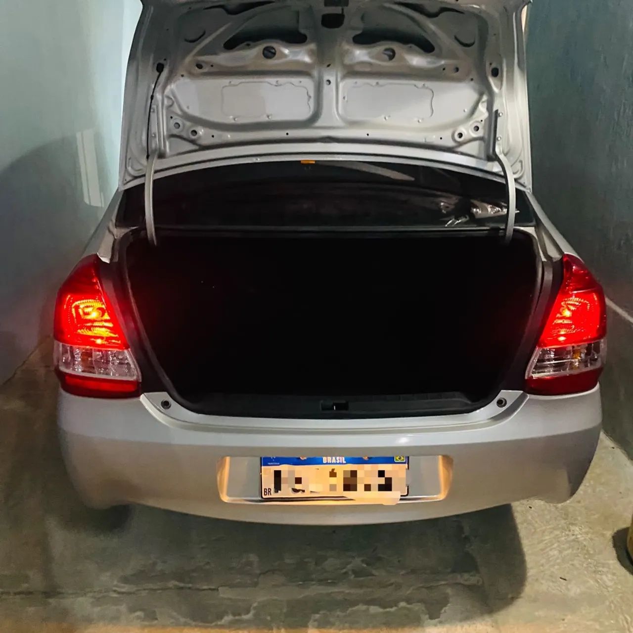 Toyota Etios ETIOS XS SEDAN1.5 FLEX 16V 4P MEC. 2013