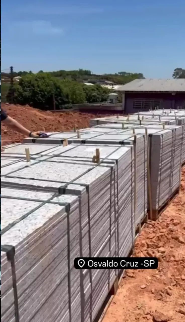 Pisos em Pedras Naturais e importadas