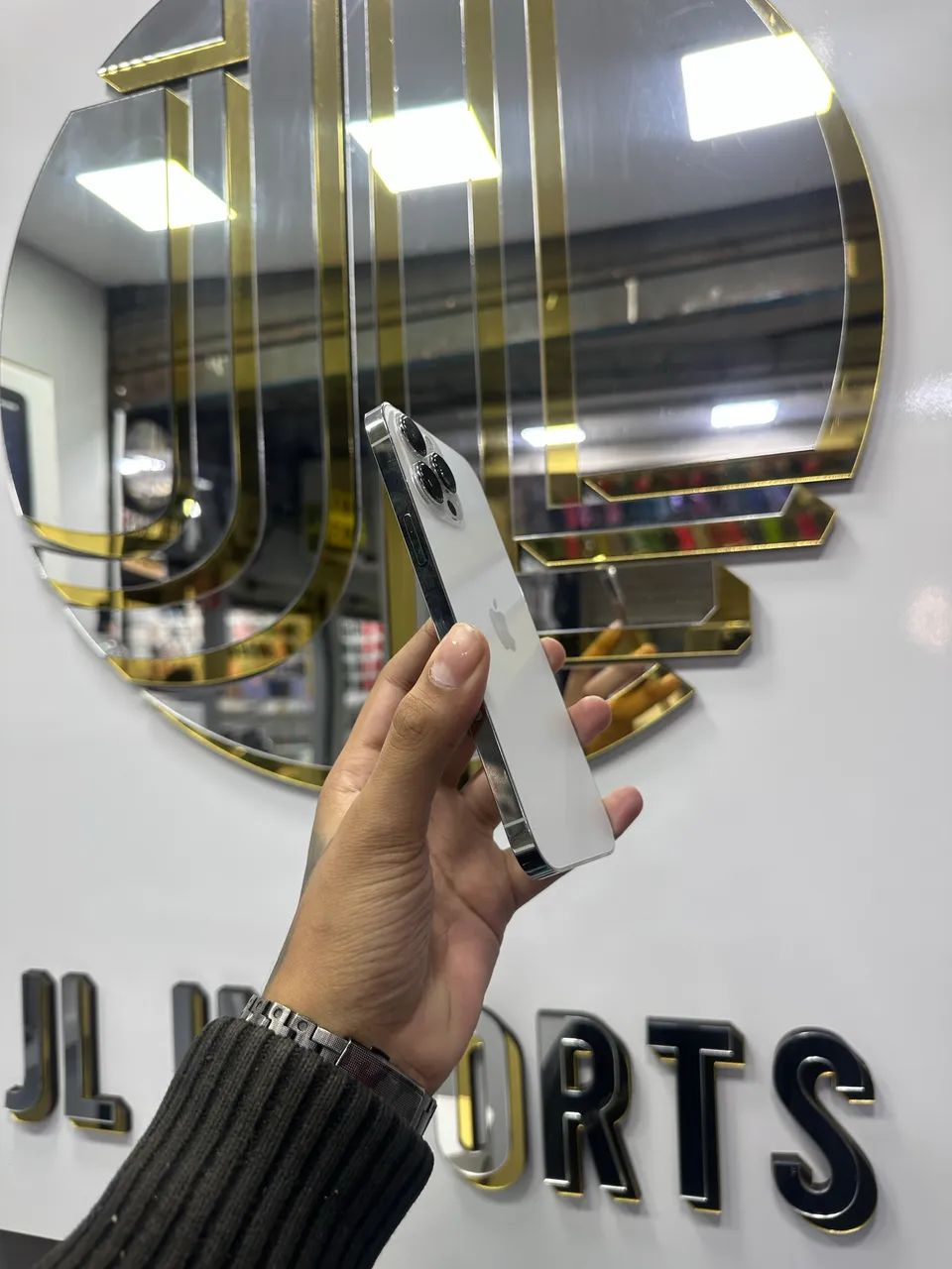 iPhone 13 Pro Max 128gb - branco - Foto 2