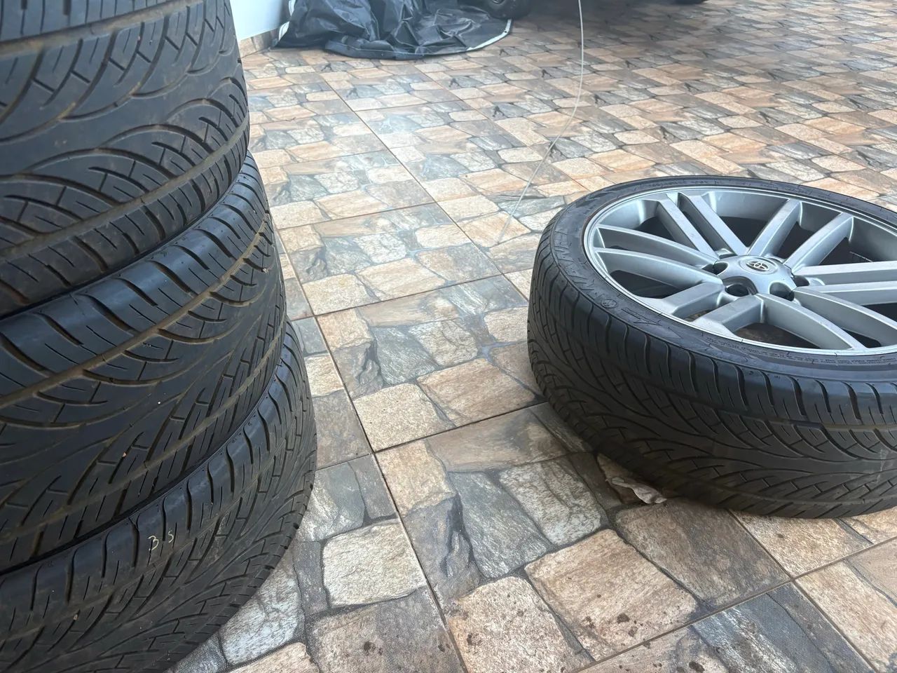 Roda Hilux aro 22 e aro 17 - Foto 5