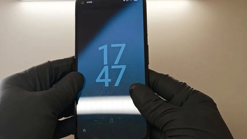 Google Pixel 4a 5G 6 GB RAM Tela OLED 6,2" Preto - Foto 4