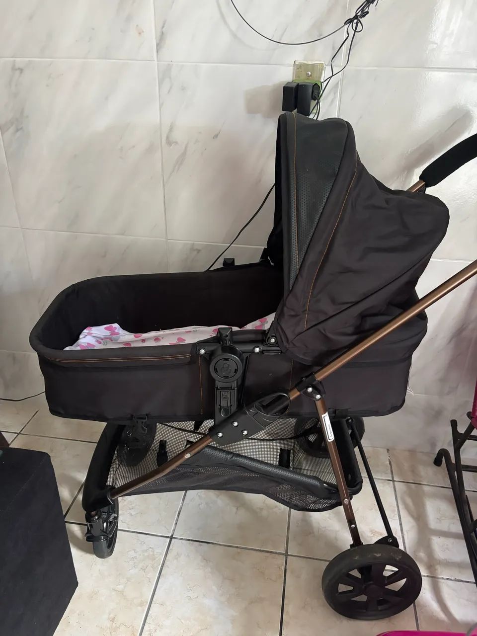 Carrinho novo de bebê  - Foto 4