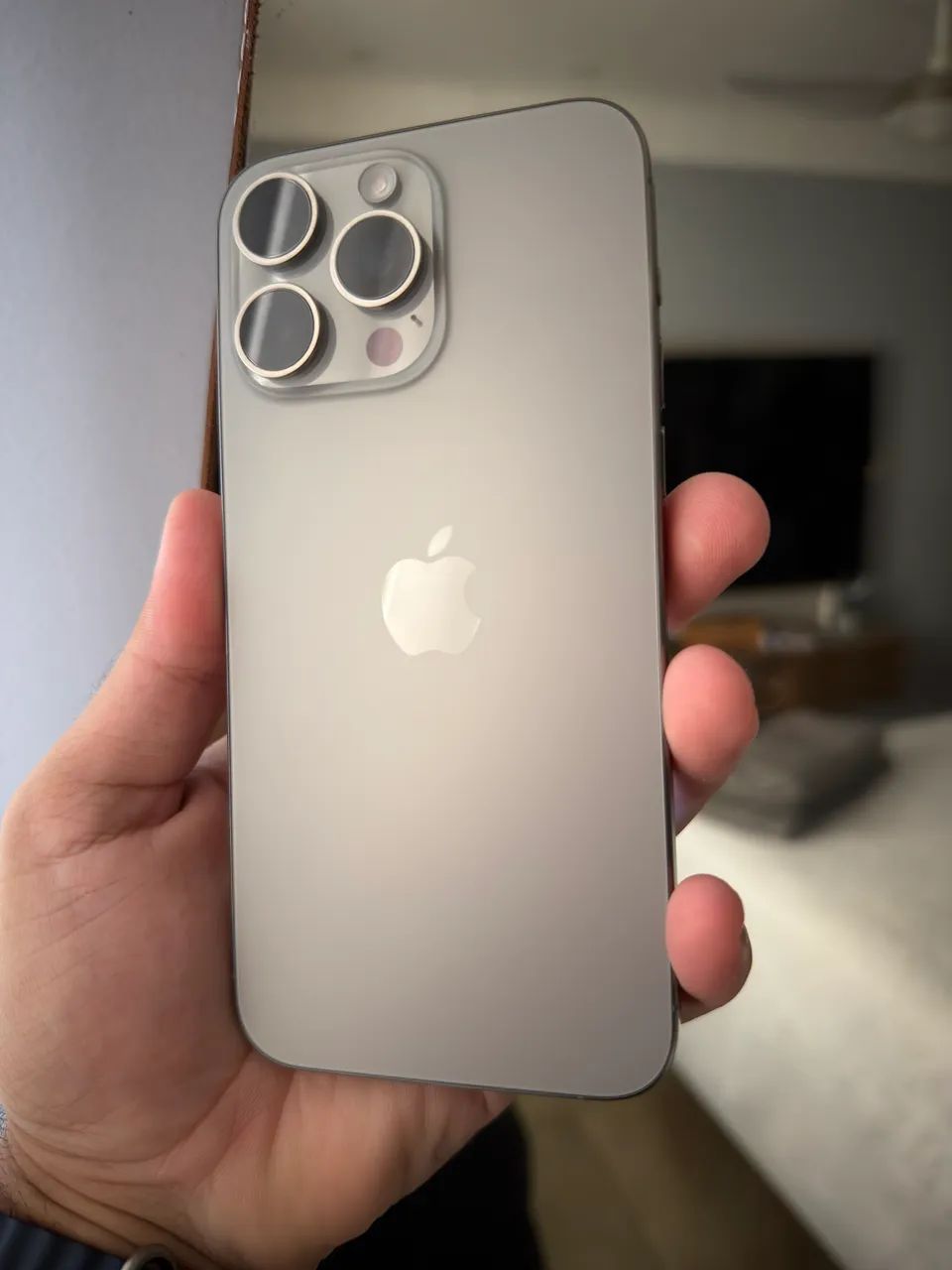 iPhone 15 Pro Max 256GB Natural - IMPECÁVEL - Celulares e