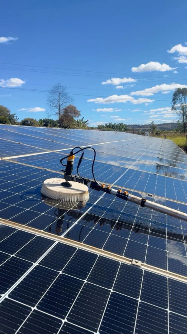 LIMPEZA DE PLACA SOLAR - PATOS DE MINAS E REGIÃO - Foto 2
