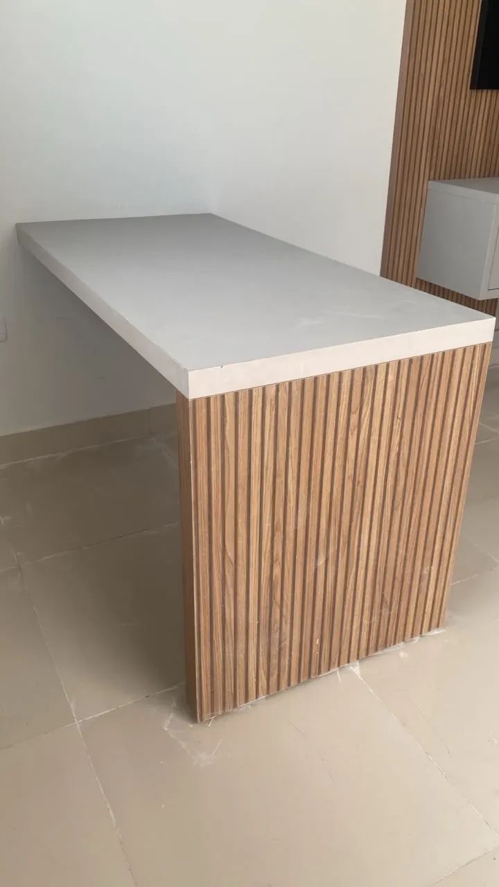 Mesa de escritório embutida - Foto 2