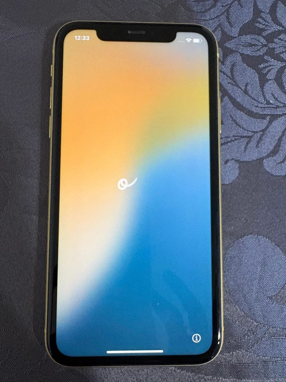 iPhone 11 164gb amarelo  - Foto 3