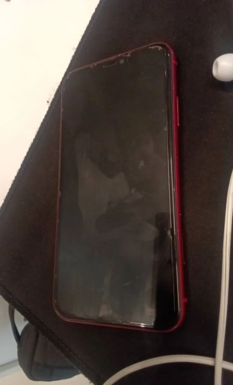 Iphone 11 vermelho - Foto 2