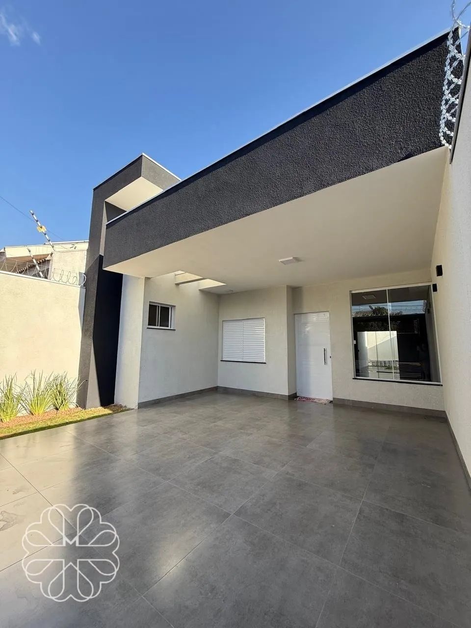 CASA À VENDA | RESIDENCIAL TUIUTI - MARINGÁ/PR