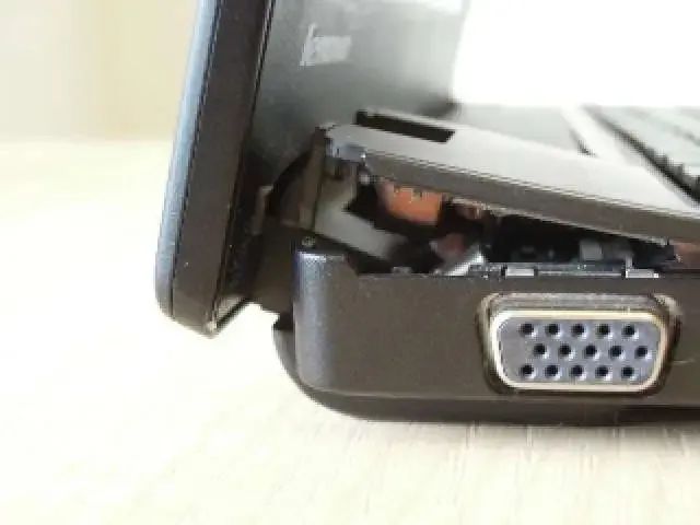 CONSERTO,REPARO E RESTAURAÇÃO DE CARCAÇAS DE NOTEBOOKS - PAJUÇARA - GARANTIDO - Foto 2