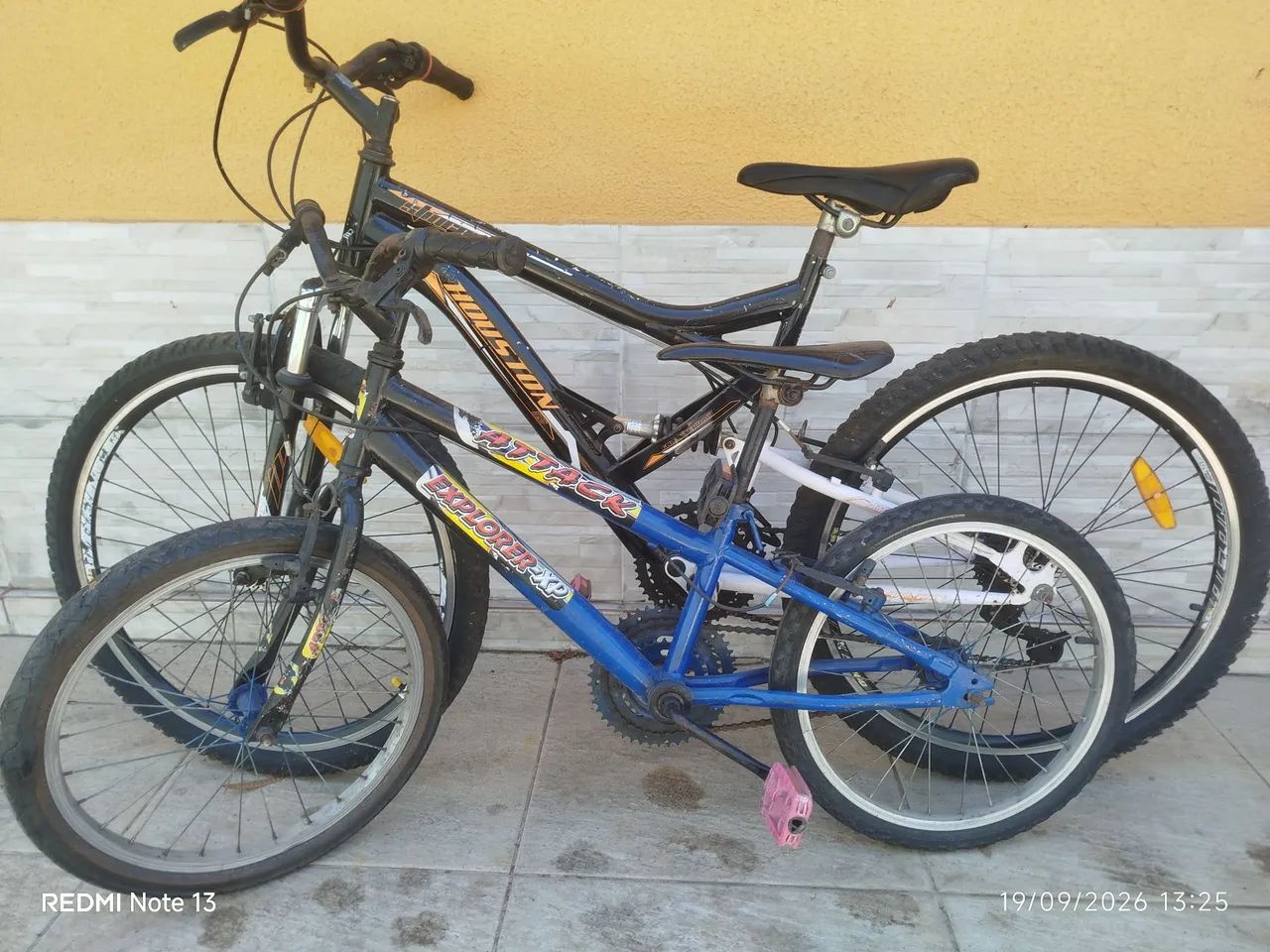 2 bikes 