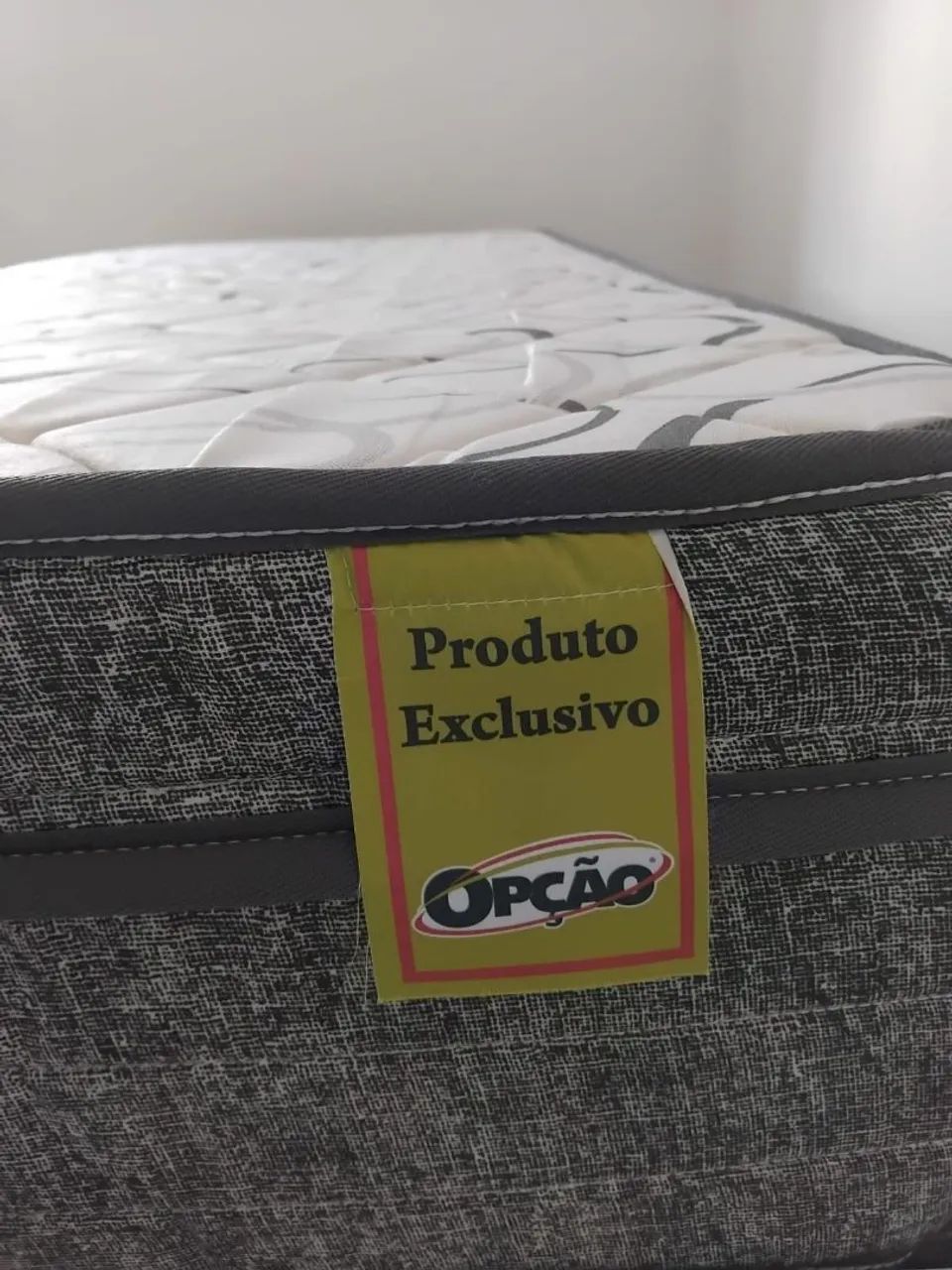 Cama de solteiro com colchão seminovo. - Foto 2