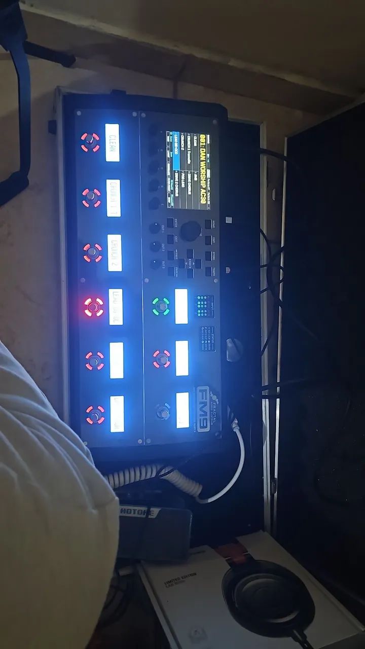 Fractal fm9
