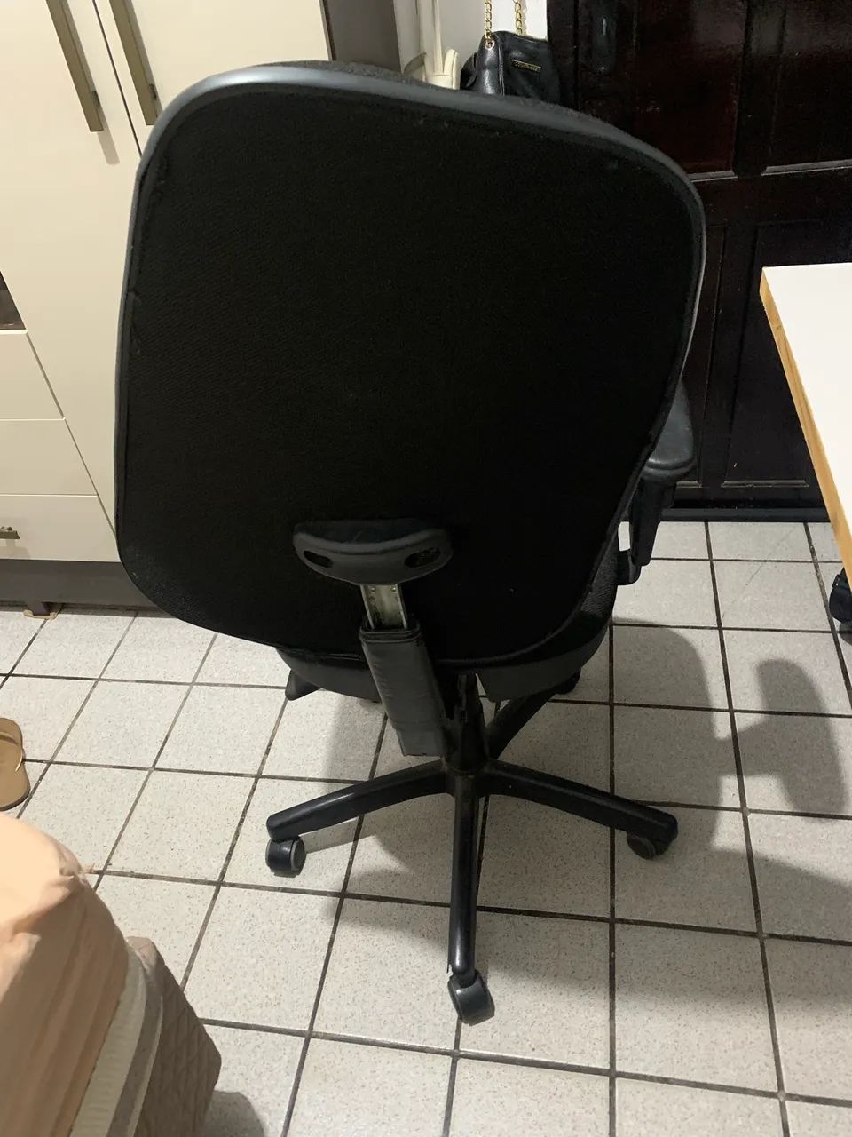 02 cadeiras de escritório - Foto 2
