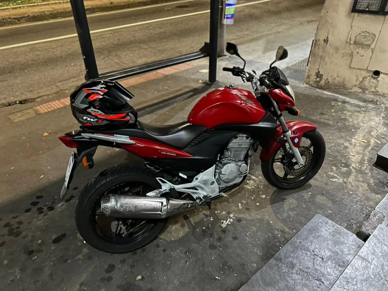 CB300R