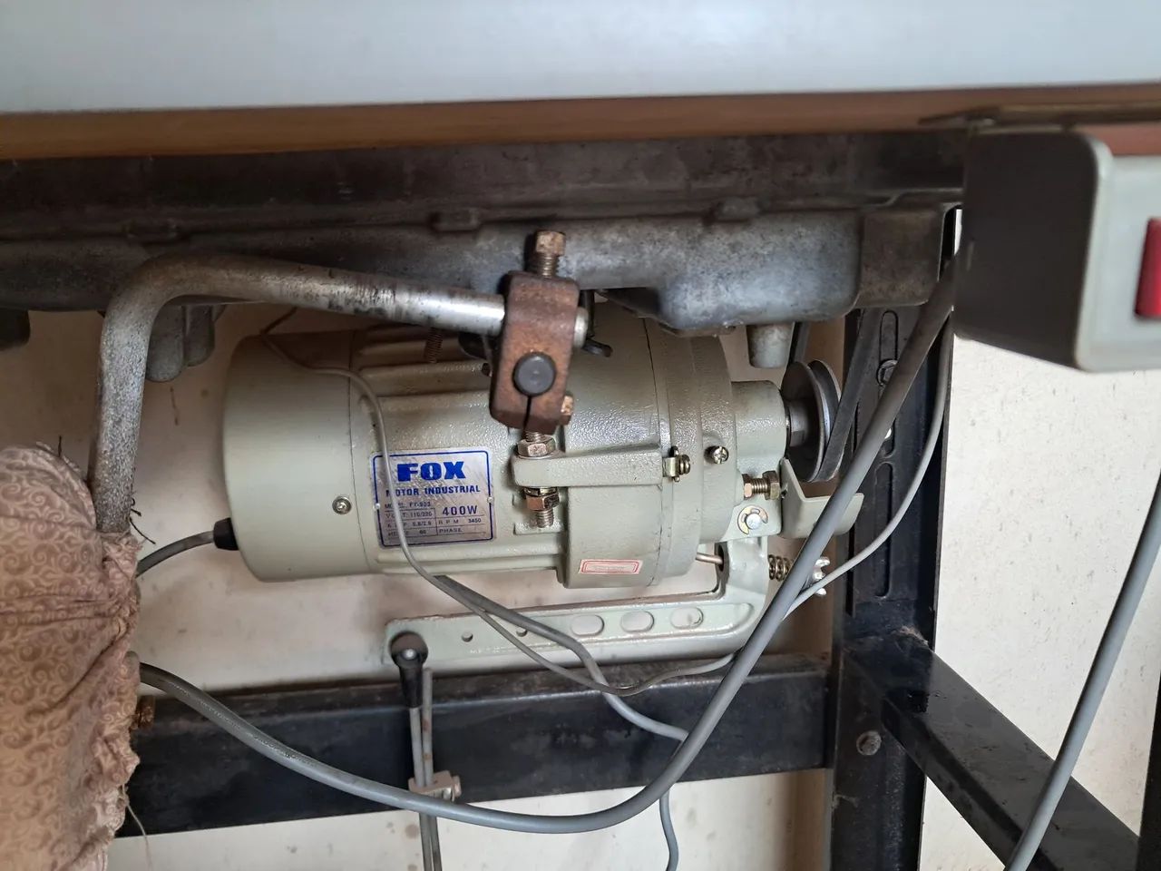 Maquina reta  - Foto 3