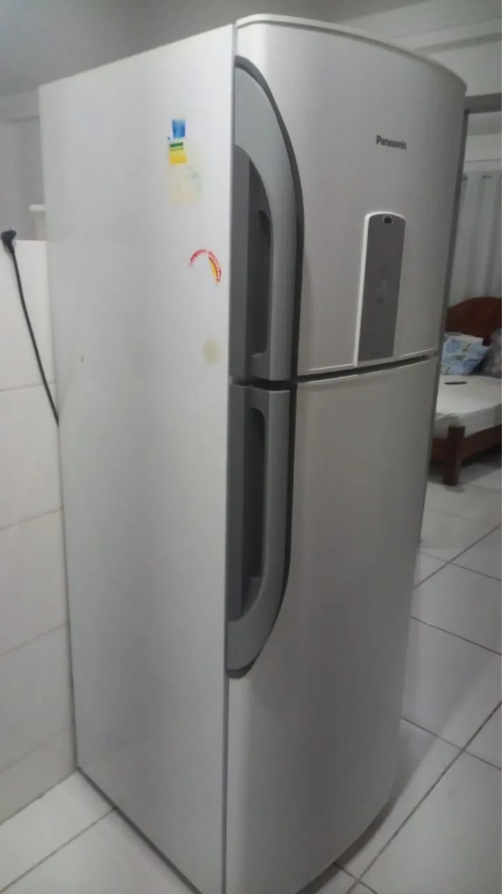 Geladeira Panasonic 