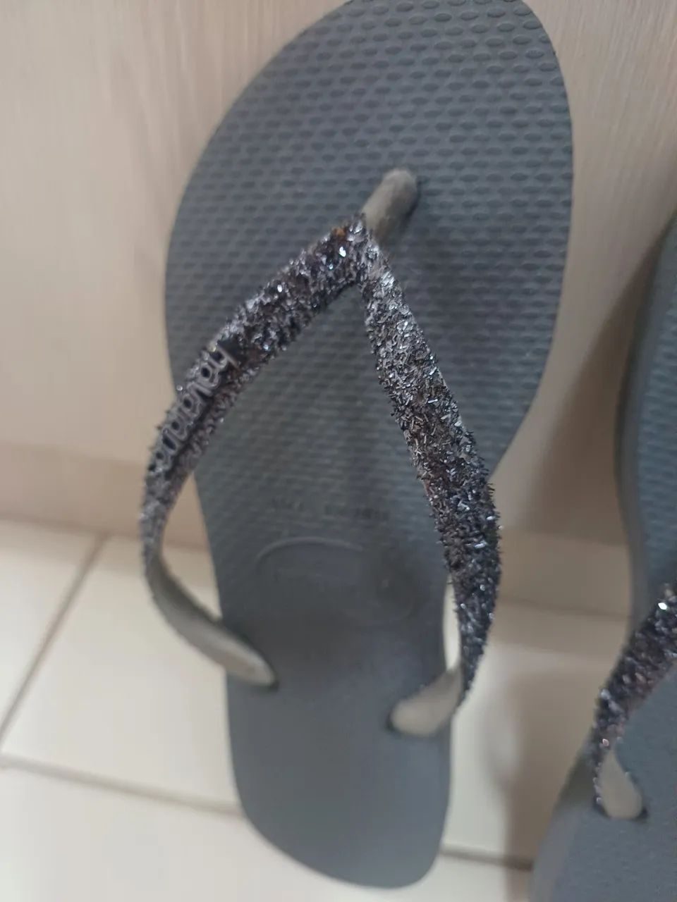 Sandália com glitter Havaianas - Foto 2