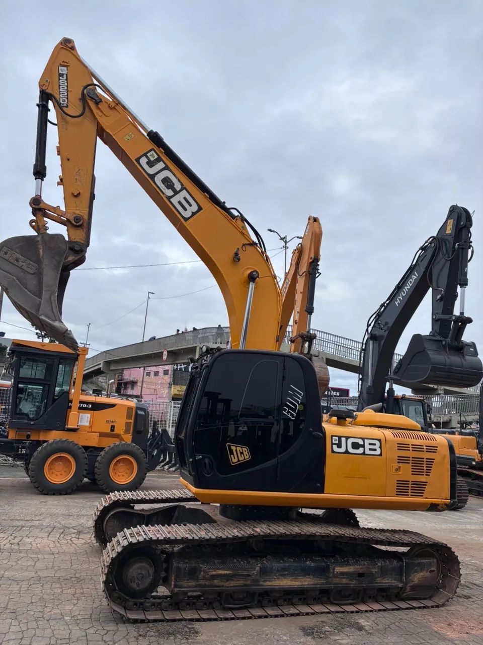 Escavadeira 22T JCB 2022 6500h