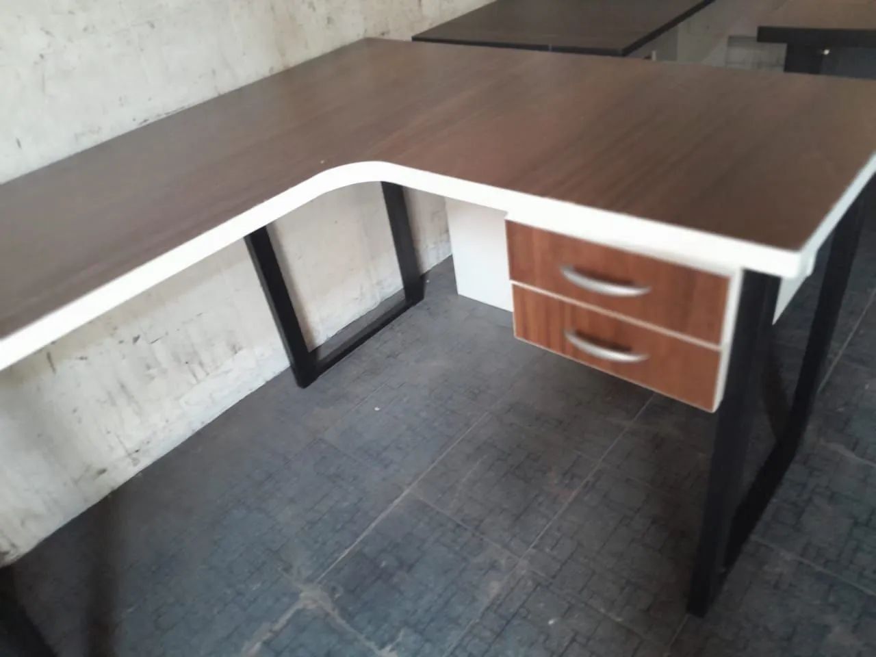 Escrivaninha de MDF modelo em L - Foto 5