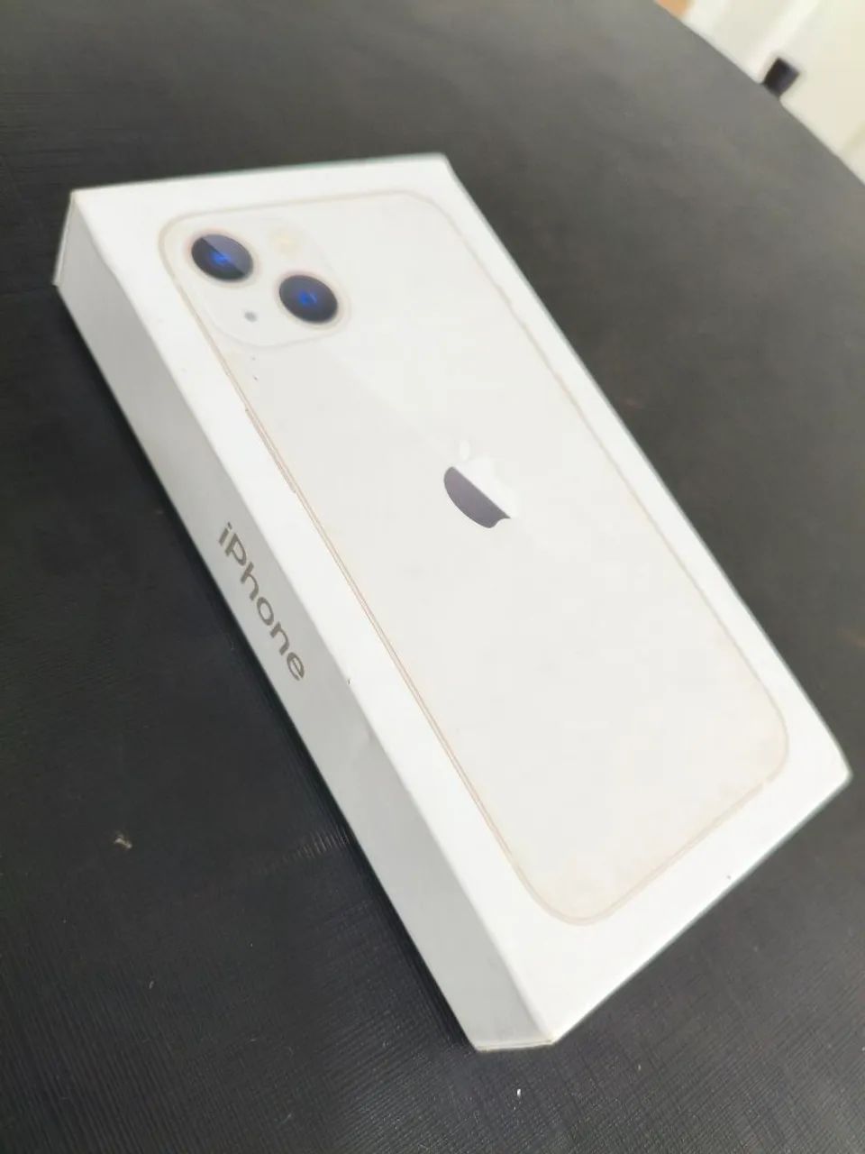 Apple iPhone 13