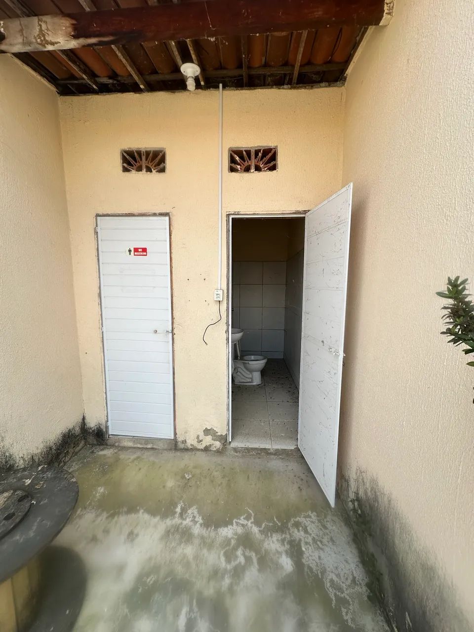 Vendo ou Troca Casa+Area Comercial  - Foto 3