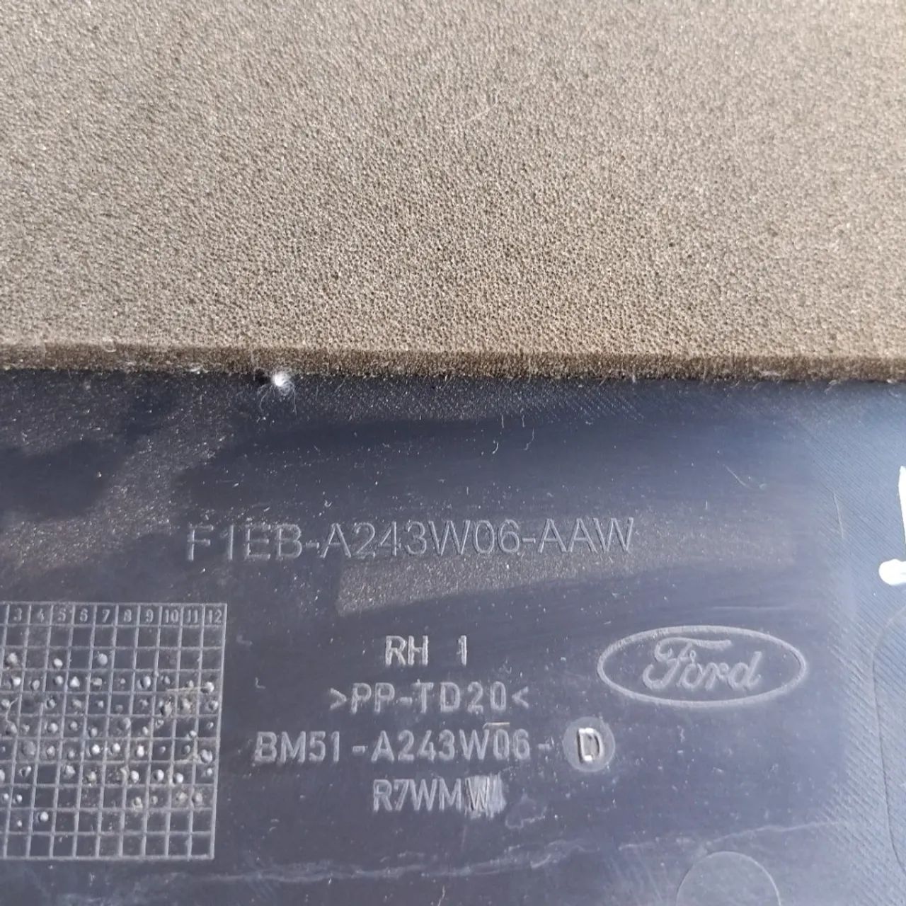 Acabamento Inf Coluna Central Direita Ford Focus 2011 2017 - Foto 3
