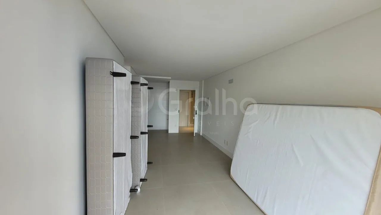 Apartamento de 79 m² com 2 quartos sendo 1 suíte no Saco Grande - Foto 3