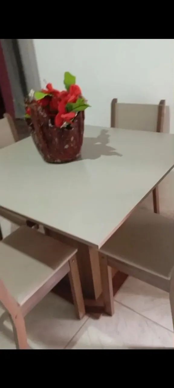 Kitchen Table65581381054593120