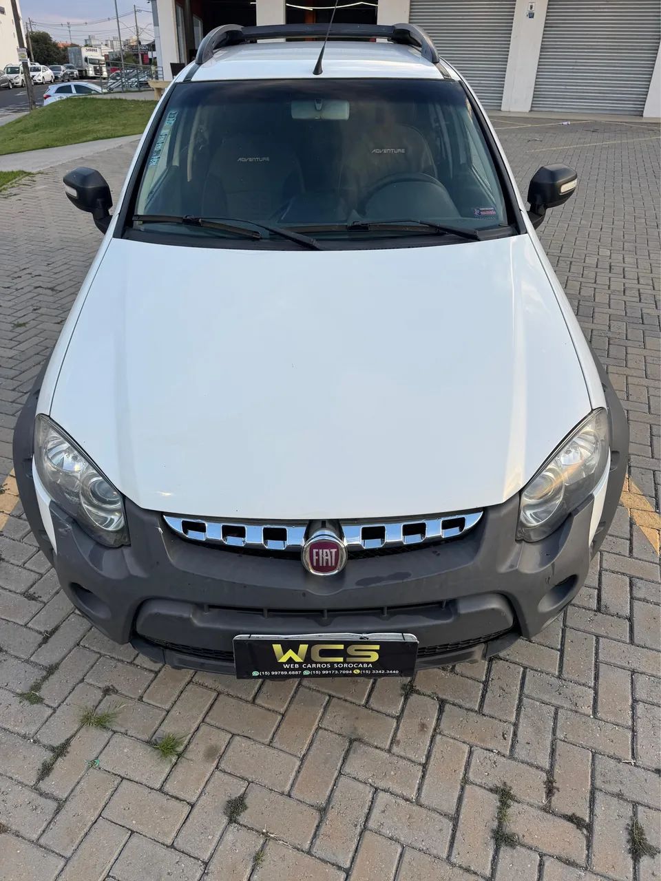 Fiat Strada Adventure1.8/ 1.8 Locker Flex CD 2014 - Foto 5