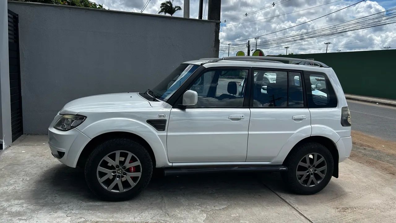 Mitsubishi Pajero TR4 2.0 Flex 16V 4X2 Mec. 2013 2013