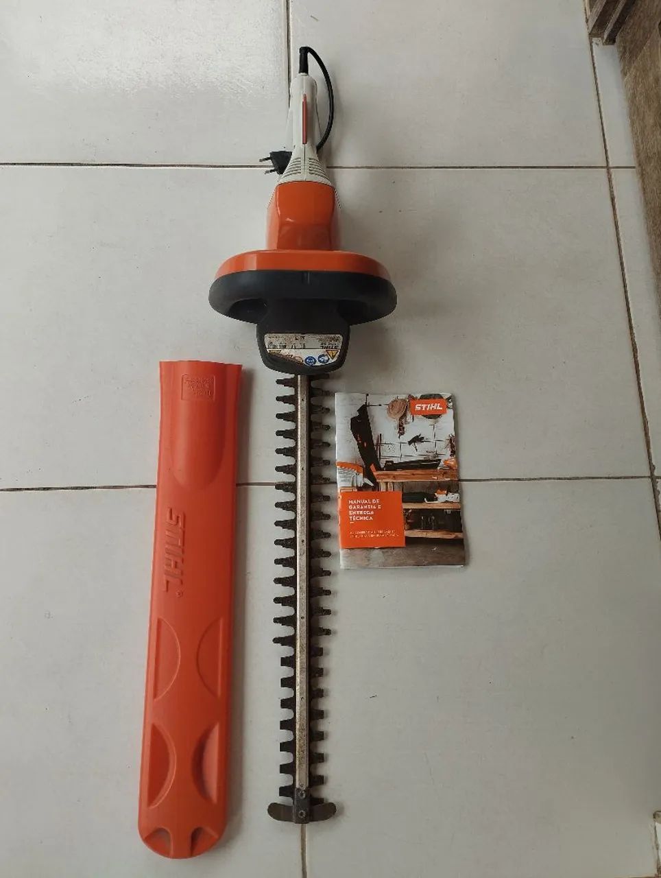 Aparador de Cerca Viva Stihl HSE 52 - Foto 2