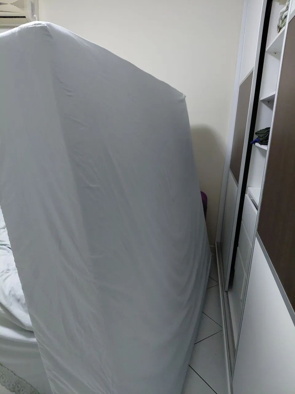 Cama box com bases!
