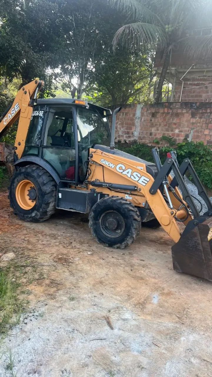 Retroescavadeira CASE 2020 - Foto 4